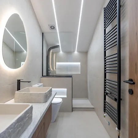 Blackpine Villa